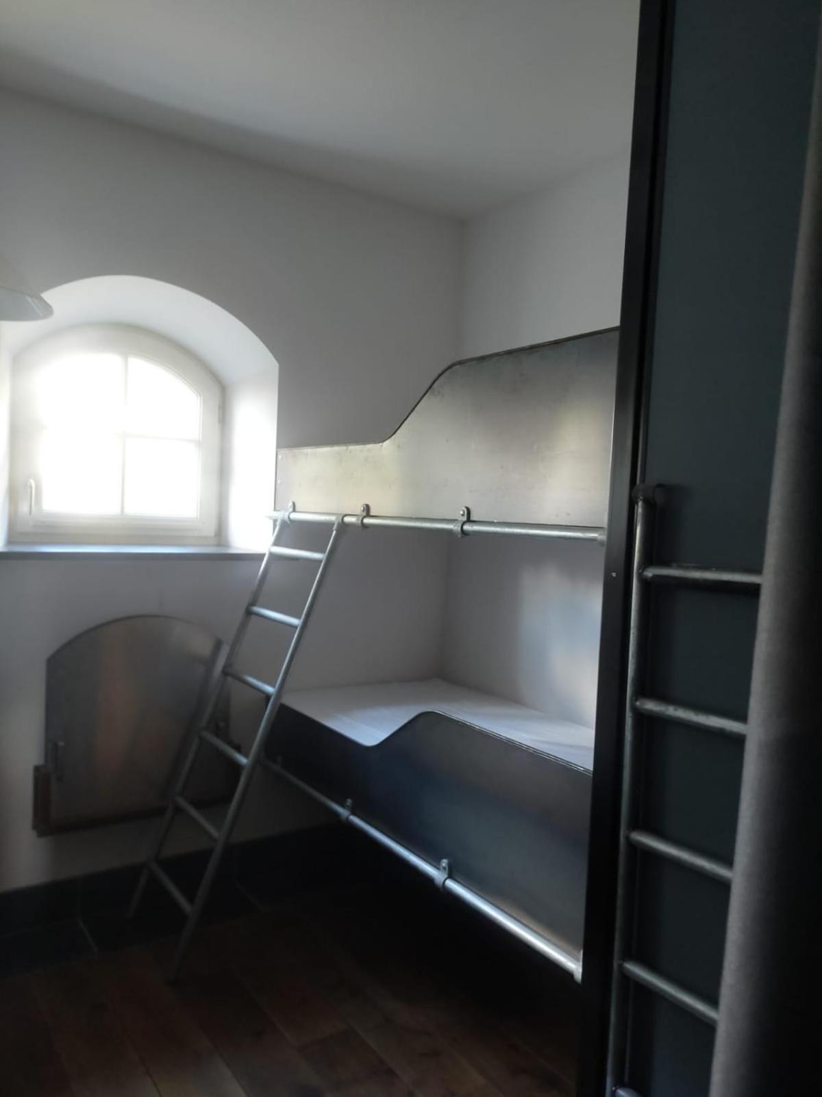 Aan De Molenberg Bed & Breakfast Broekhuizen  Екстериор снимка