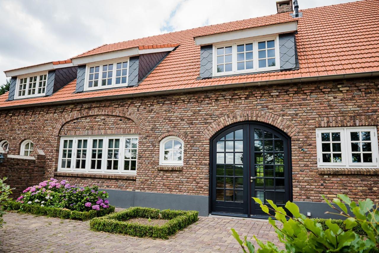 Aan De Molenberg Bed & Breakfast Broekhuizen  Екстериор снимка